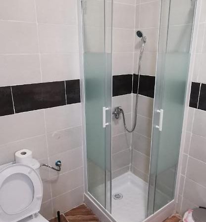 Hostal Gracia Torrejón de Ardoz Extérieur photo